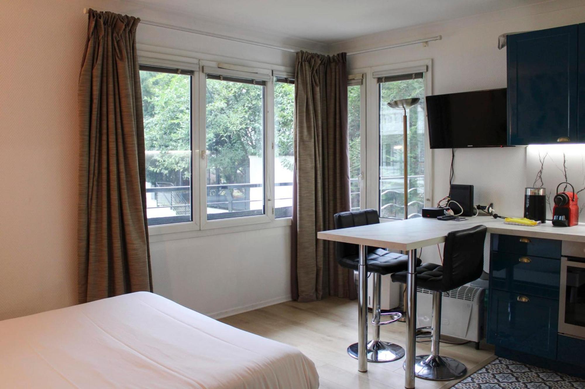 Bright Studio Of 29M With Wifi Near Paris イシー＝レ＝ムリノー エクステリア 写真